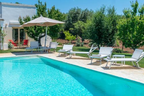 Traghetto Villa Sleeps 6 With Pool