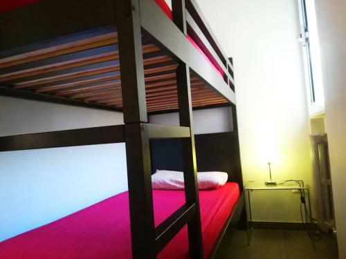 Modern Holiday Apartment With Wi-fi, Air Conditioning And Balcony; Pets Allowed