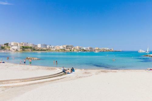Modern Holiday Apartment With Wi-fi, Air Conditioning And Balcony; Pets Allowed