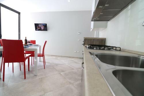 Modern Apartment ?casa Giuditta Deluxe A Otranto? Wi-fi & Balcony