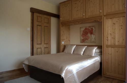 Old Orchard Lodge B&B