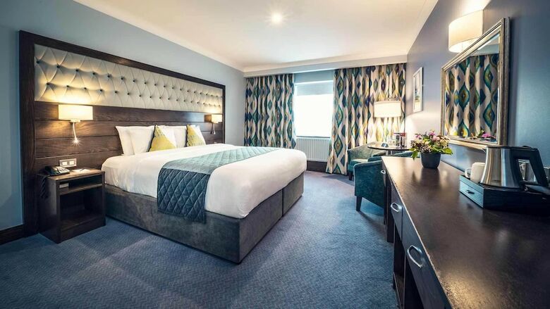 Cavan Crystal Hotel