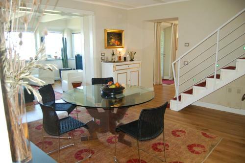 Paciano Villa Sleeps 8 Pool Air Con Wifi