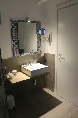B&B Zamm�