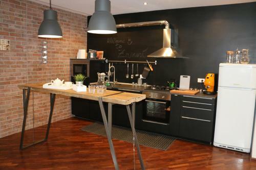 B&B Zamm�