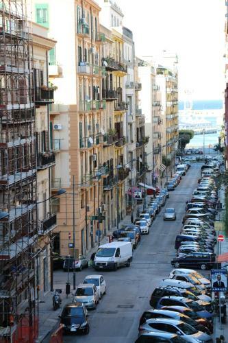 B&B Zamm�