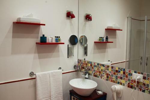 Hostal Palermo Gallery