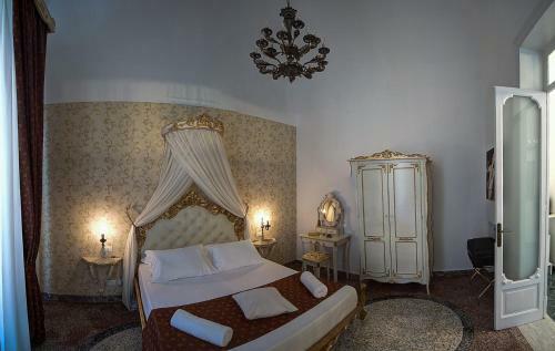 Hostal Palermo Gallery