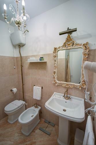 Hostal Palermo Gallery