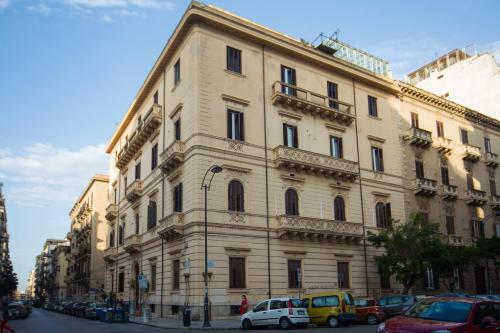 Hostal Palermo Gallery