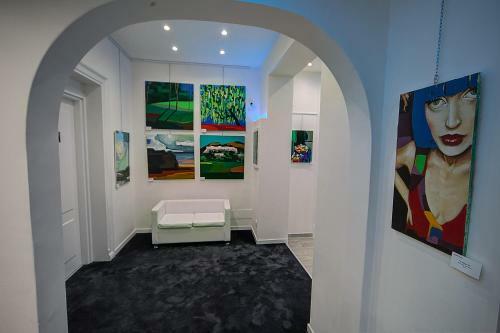 Hostal Palermo Gallery