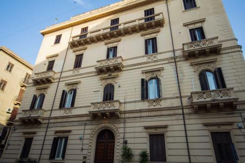 Hostal Palermo Gallery