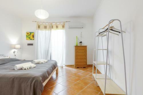 Maqueda Balcony Apartment