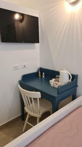 Hostal Mama Tita Rooms And Breakfast