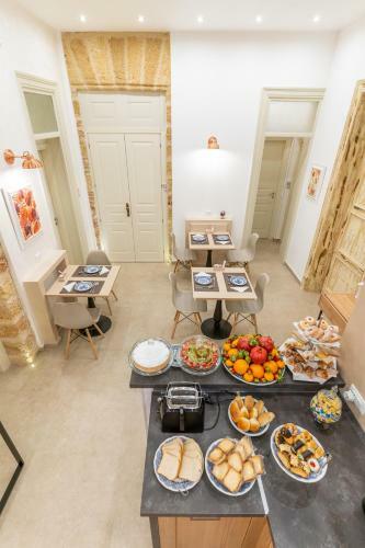 Hostal Mama Tita Rooms And Breakfast