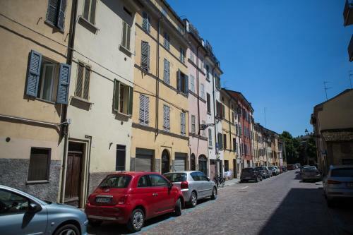 Centro Storico Oltretorrente Apartment