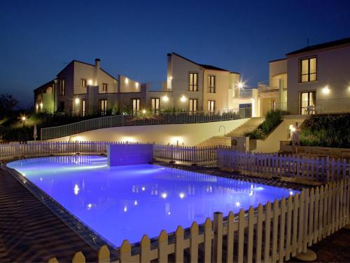 Modern Eco-friendly Apartment Steps Away From The Sea And Nature