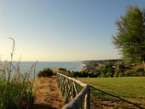 Modern Eco-friendly Apartment Steps Away From The Sea And Nature