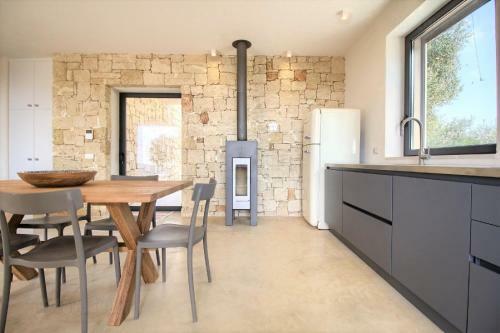 Piccante Deluxe Seaview