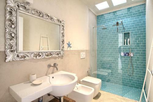 Piccante Deluxe Seaview