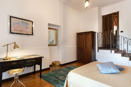 Cozzarelle Villa Sleeps 8 With Pool And Wifi