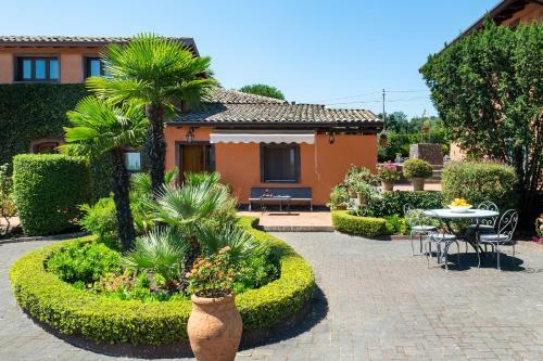 Cozzarelle Villa Sleeps 8 With Pool And Wifi