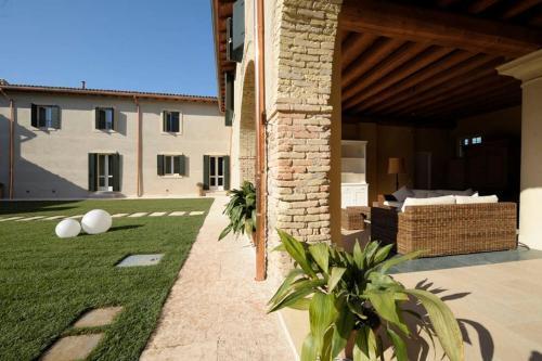 Peschiera Del Garda Apartment Sleeps 6 Pool Air Con