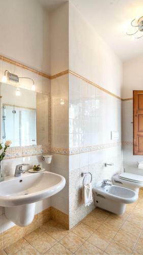 Elegante Villa Per 7 Persone Con Aria Condizionata E Zona Solarium