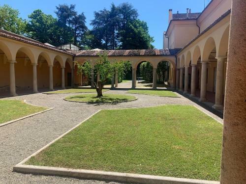 Hostal Antica Piacenza