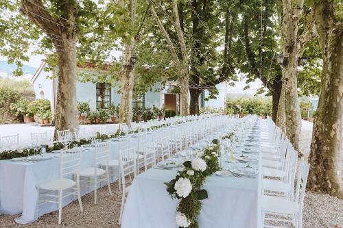 San Colombano Villa Sleeps 22 With Pool And Air Con