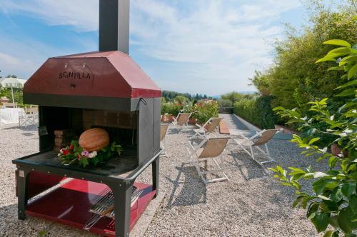 San Colombano Villa Sleeps 22 With Pool And Air Con