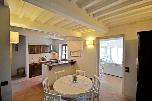 Adatti Villa Sleeps 6 Pool Wifi