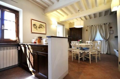 Adatti Villa Sleeps 6 Pool Wifi