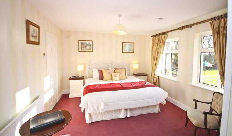 Hostal Newlands Country House