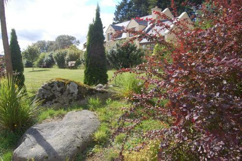 Trooperstown Woodlodge B&B