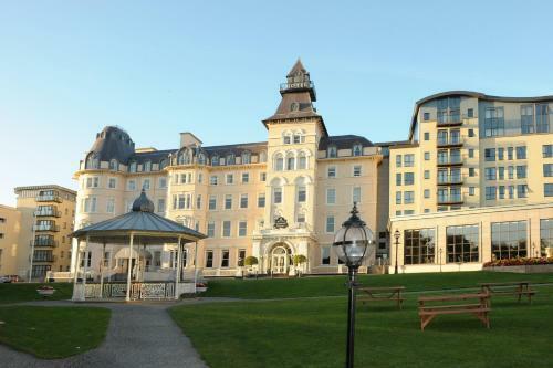 Royal Marine Hotel
