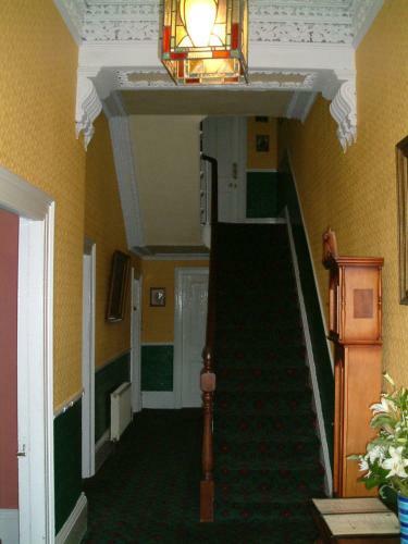 Bed & Breakfast Claremont House