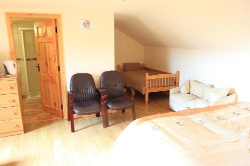 Hostal Douglasha House