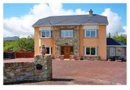 Hostal Douglasha House