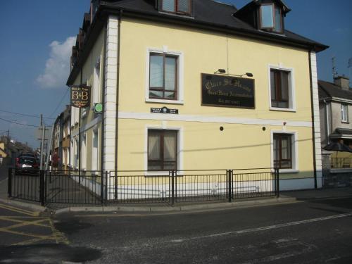 Hostal Clare Street B&B