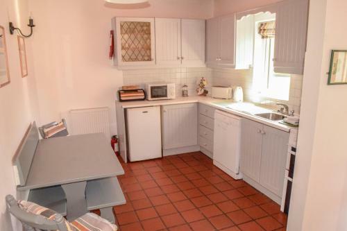The Waterside Cottages