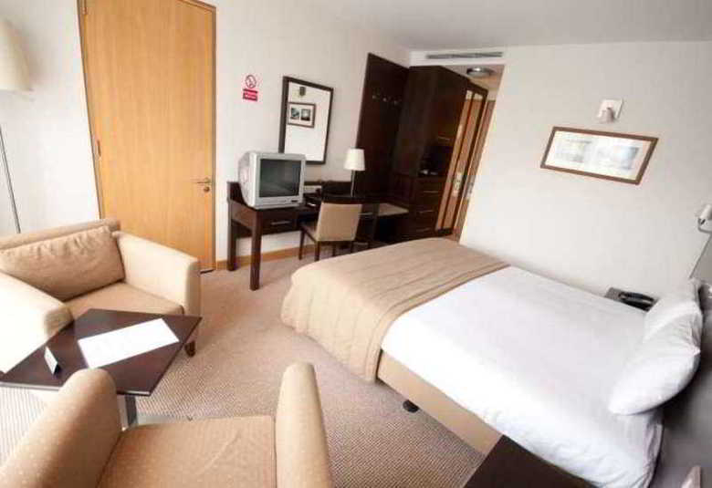 White Sands Hotel