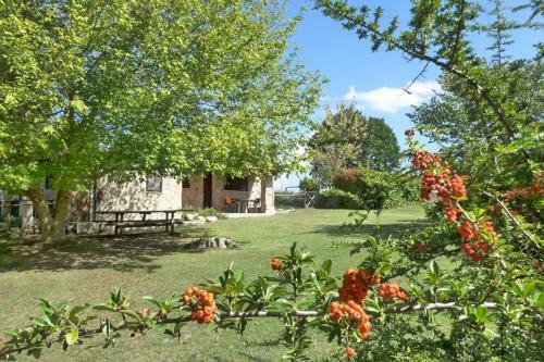 Pitigliano Villa Sleeps 7 Pool Wifi