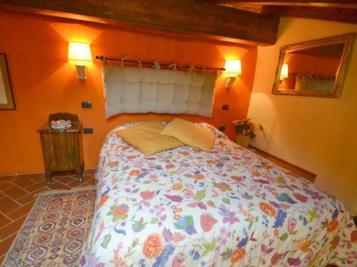 Exquisite Holiday Home In Pistoia With Swimming Pool