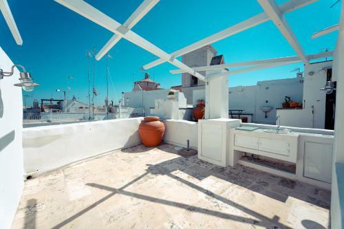 Aquatica Home