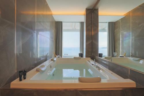 Hotel Resort Tre Fontane Luxury