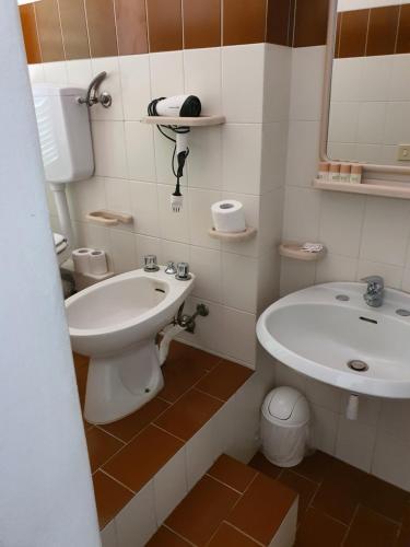 Bed & Breakfast Acquaviva Park Hotel