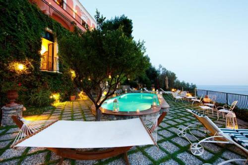 Positano Villa Sleeps 15 Pool Air Con Wifi