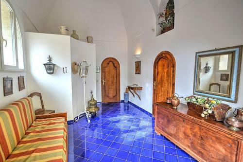 Positano Villa Sleeps 6 Air Con Wifi