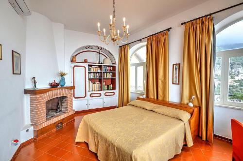 Positano Villa Sleeps 6 Air Con Wifi